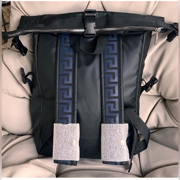 VERSACE PARFUMS BLACK WITH BLUE NEW BACKPACK - Picture 8 of 8